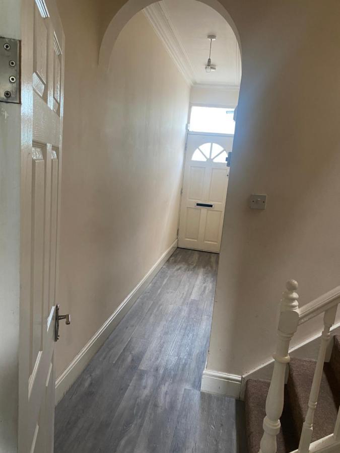 Spacious 4 Bedroom House Near Stokes Croft!! Central!!! Bristol Exterior photo